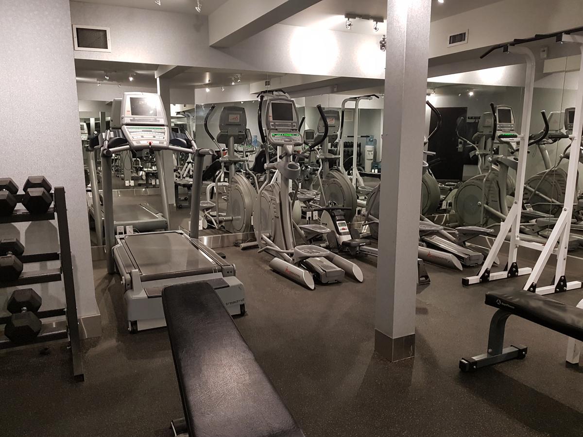 Sunset Resorts Canmore And Spa Bagian luar foto