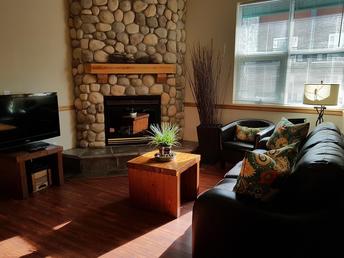 Sunset Resorts Canmore And Spa Bagian luar foto