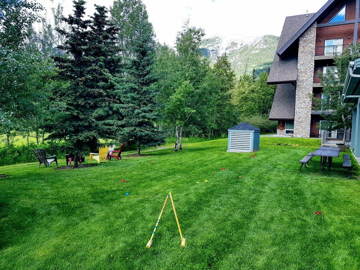 Sunset Resorts Canmore And Spa Bagian luar foto